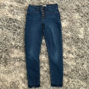 Oshkosh Blue jeans size 8 stretchy